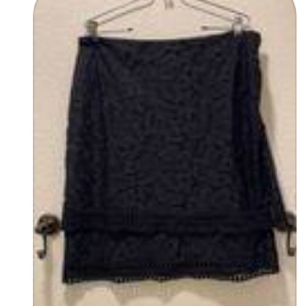 Worthington lace skirt